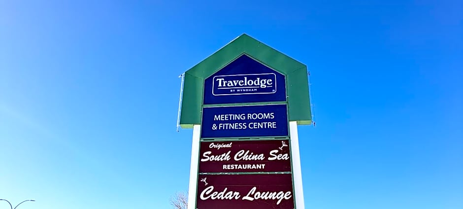 Travelodge by Wyndham Lacombe