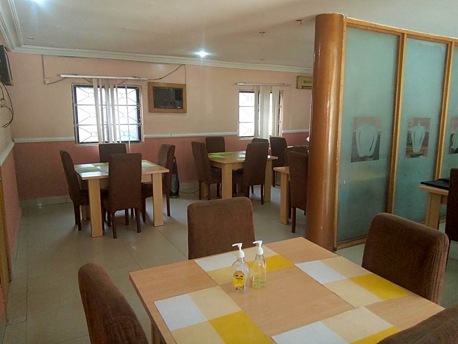 Angel Park Place Hotel