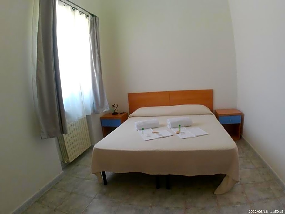 Terrae Eremis: Ristorante, Bar, B&B