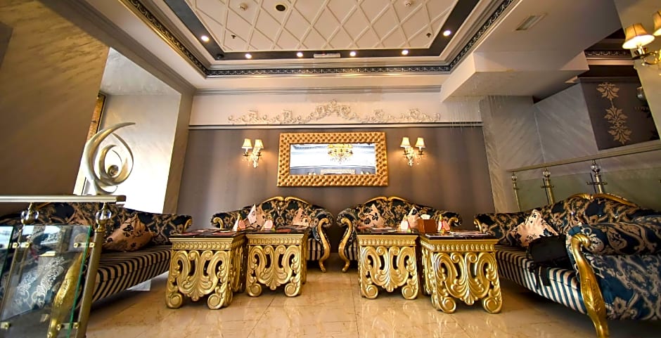 Imperial Palace Hotel