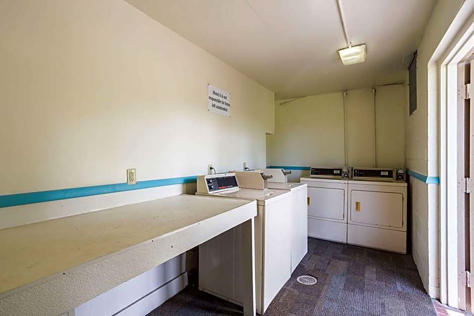 Motel 6 Spring Hill Weeki Wachee