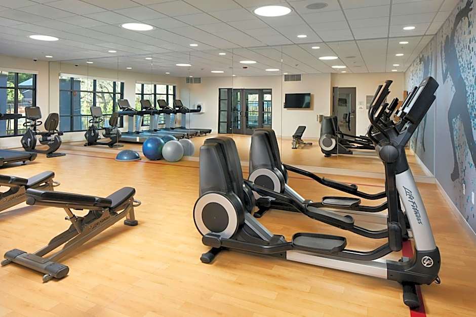 Sheraton Redding Hotel at the Sundial Bridge