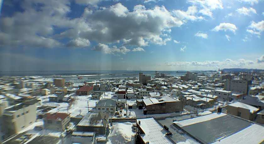 Hotel Okhotsk Palace