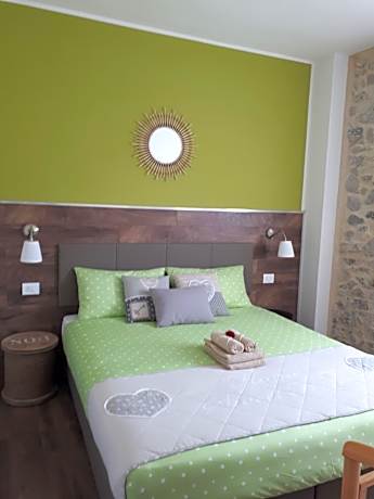 Apartment with Lake View