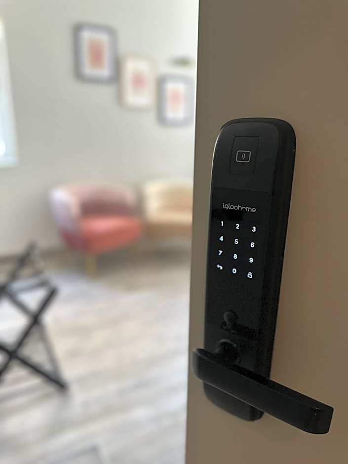 PARADISE Earth & Sea