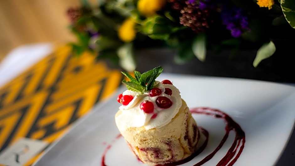 Riverbank House Hotel