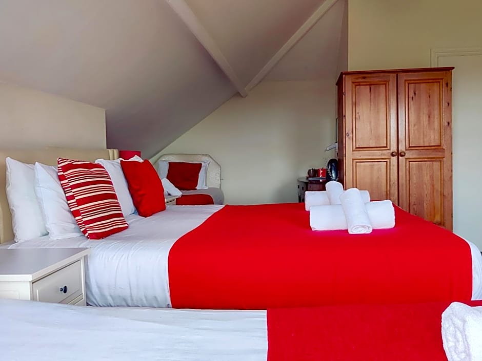 Wentworth House - Free Parking