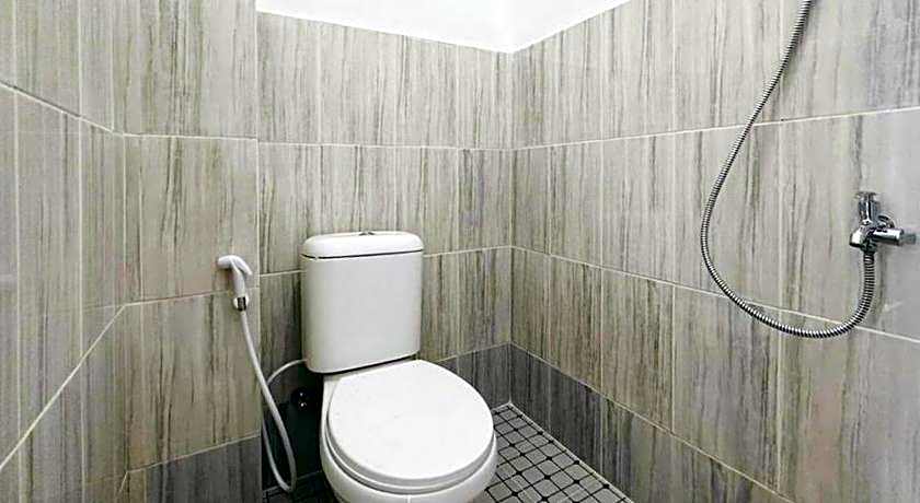 RedDoorz near Stasiun Pematangsiantar