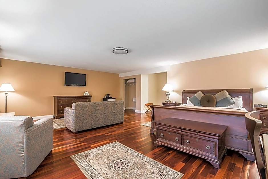 Riverside Hotel, an Ascend Collection Hotel