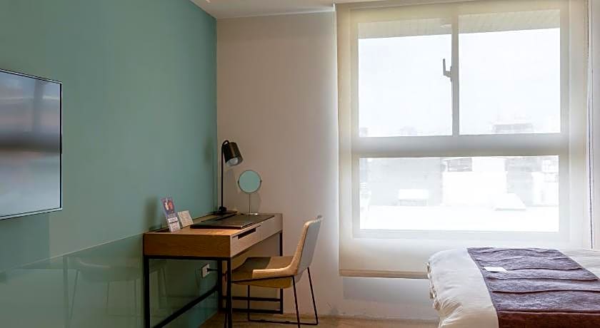 GOGO HOTEL City Hall