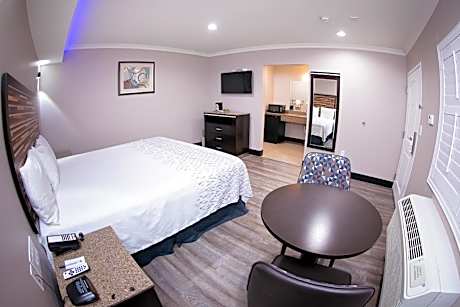 King Room - Non-Smoking
