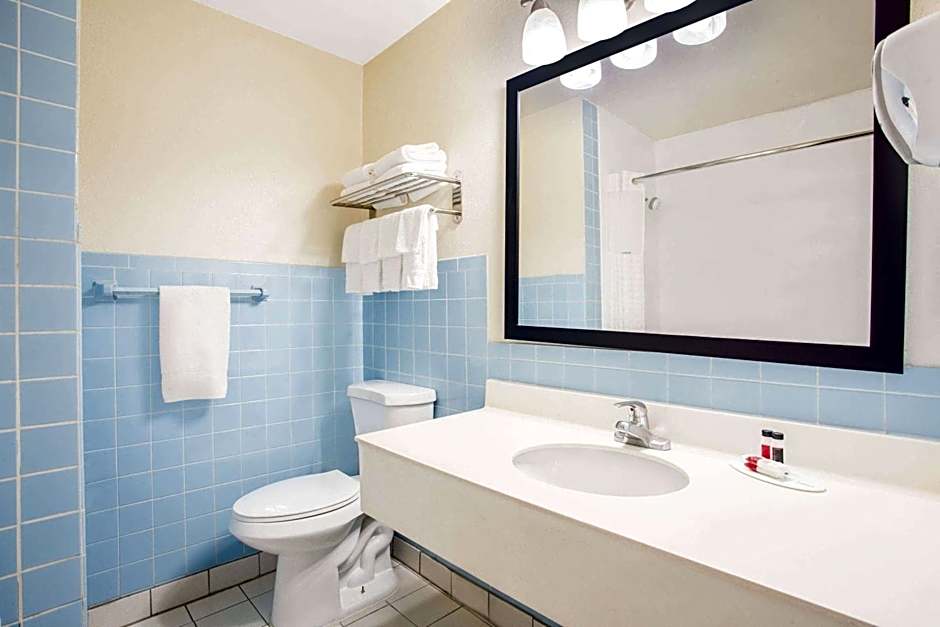 Fairbridge Inn Express Williamsville