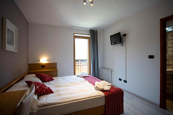 Ciasa Alpina Relax Hotel