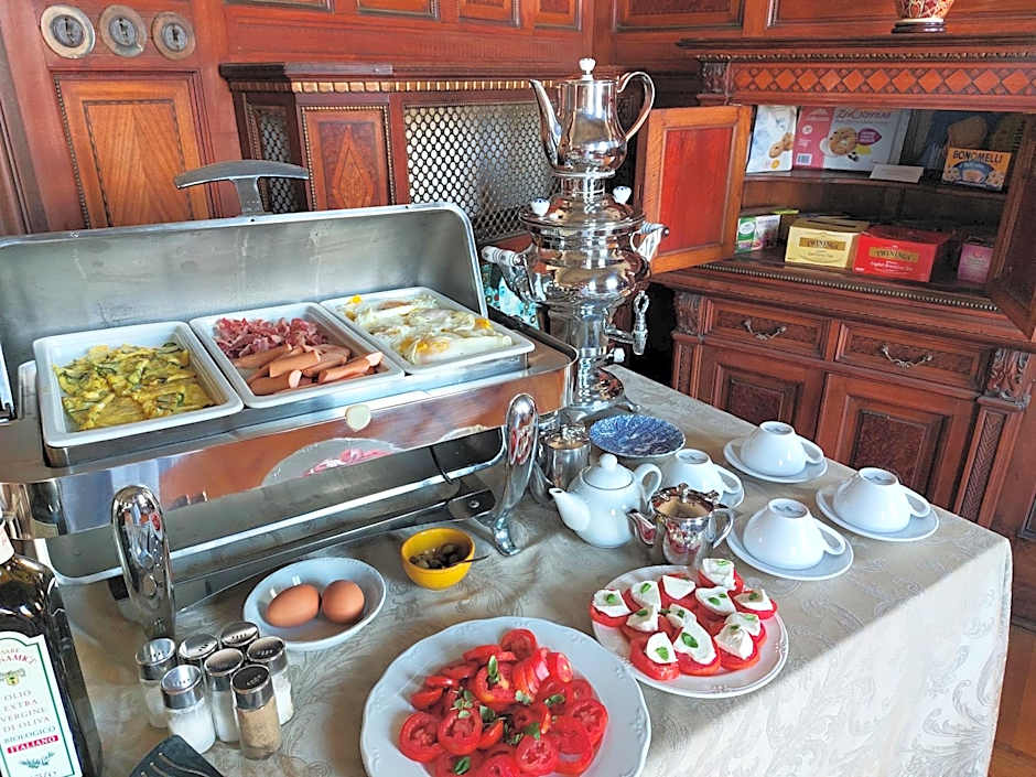 Villa Tina Hotel