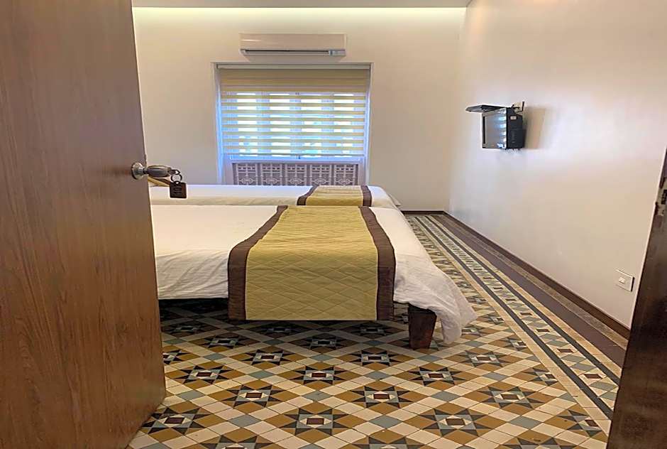 Carlton Hotel - Behind Taj Mahal Palace Colaba Mumbai