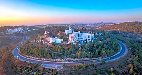Ye'arim Hotel
