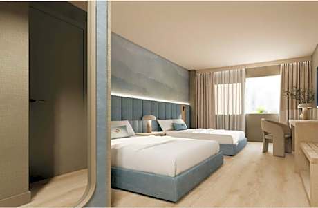 Queen Room with Two Queen Beds - Mobility Accessible