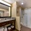 Comfort Suites Maingate East