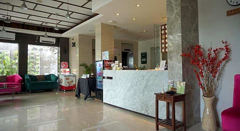 Loji Hotel