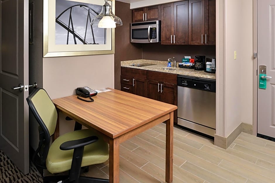 Homewood Suites by Hilton Cincinnati/Mason