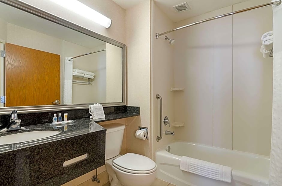 Quality Suites Springdale West I-49