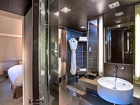 Luxury Room Club Sofitel -1 King-Size Bed, Cityview