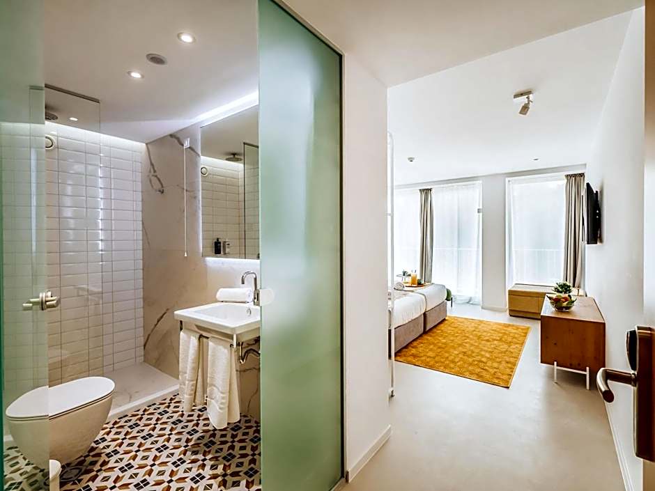 ibis Styles Golden Sands Roomer Hotel