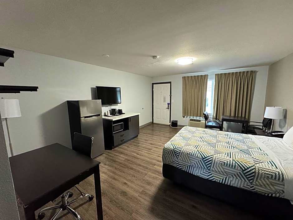 Studio 6 Suites Vancouver WA Waterfront