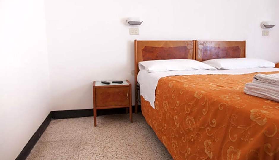 Hotel Ronconi