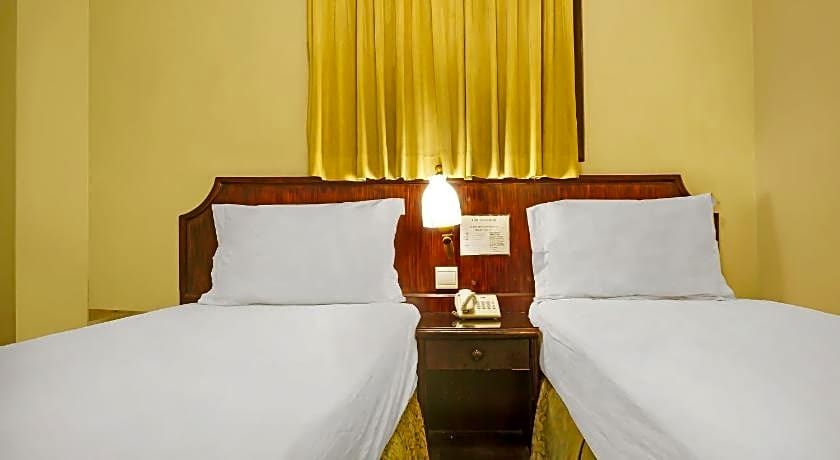 Collection O 92690 Hotel Limas