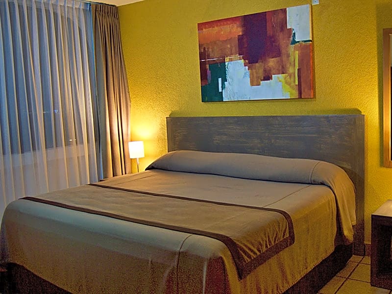 Sunrock Hotel & Suites