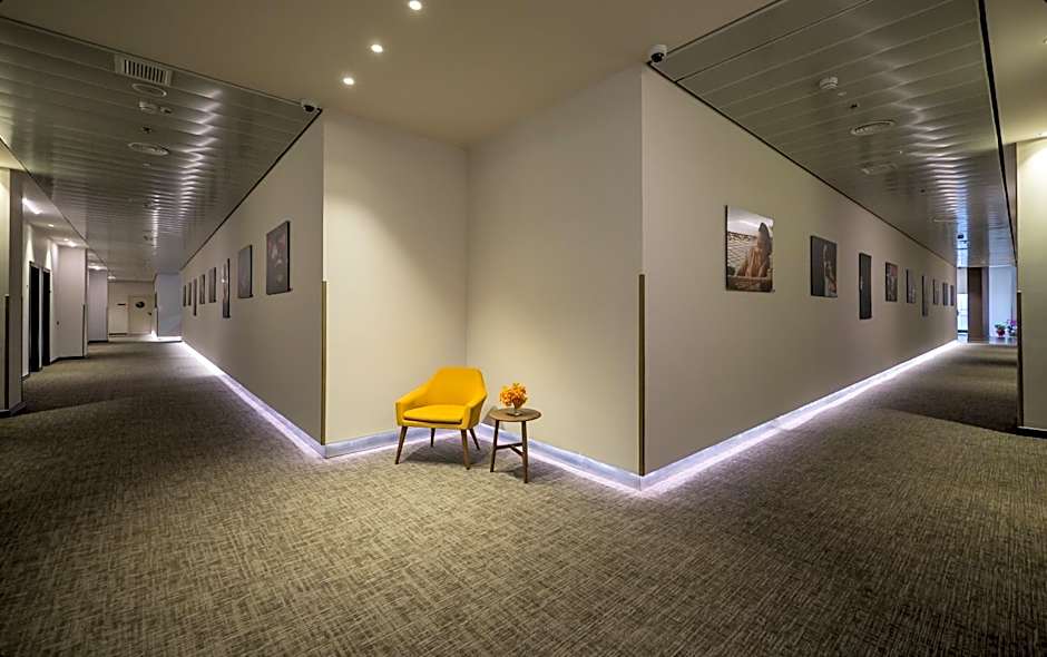 La Cappella Business Boutique Hotel
