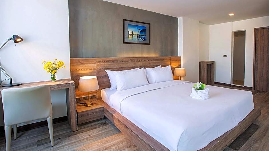 B2 Bangna Premier Hotel