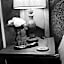 Outlander Boutique B&B ONLY ADULT Delux Room