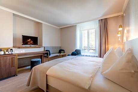 Standard Double Room with Mountain View, without Balcony