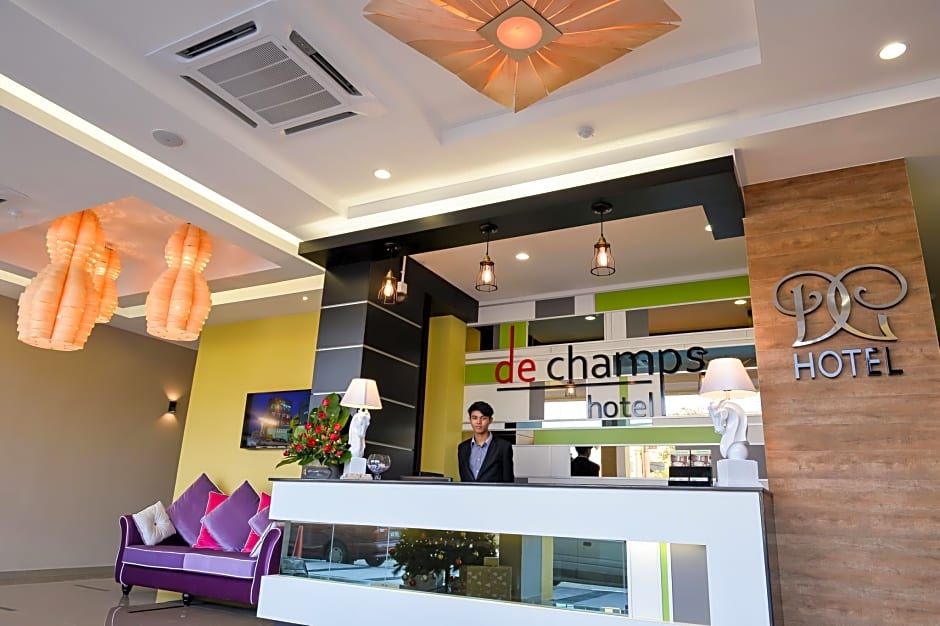 De Champs Hotel