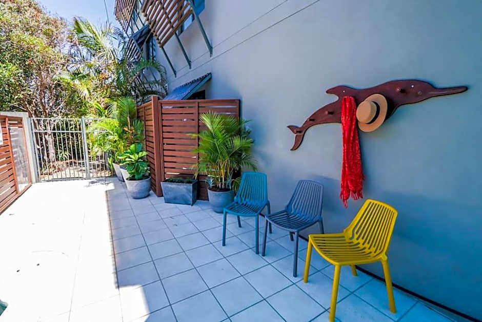 Loka Santi Penthouse 14 - Luxury Beachfront Escape with Sea View, Heated Pool, Steps from Main Beach