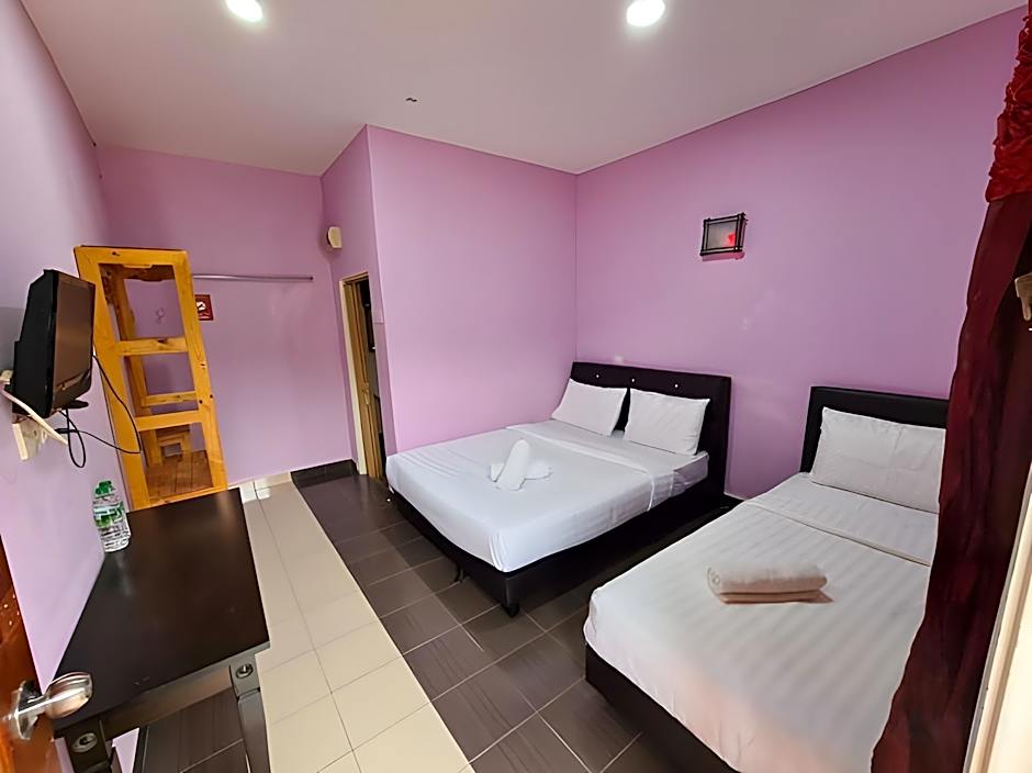 Hotel O Awan Biru Motel