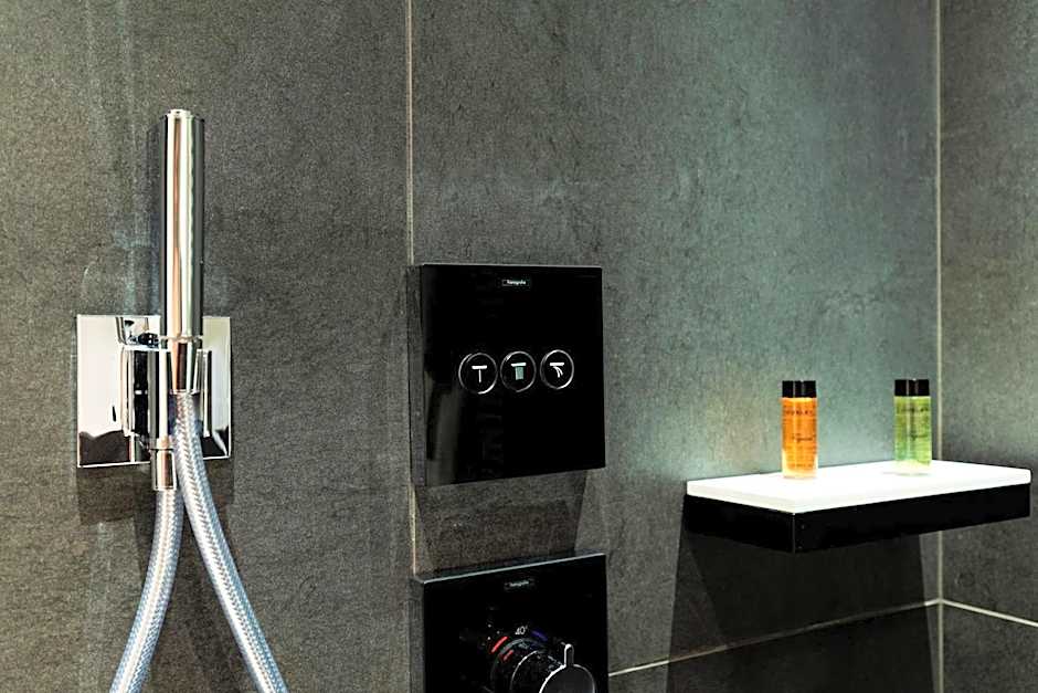 Amadomus Luxury Suites
