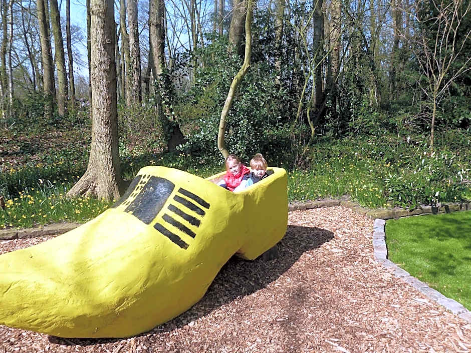 Nicolette Apartments