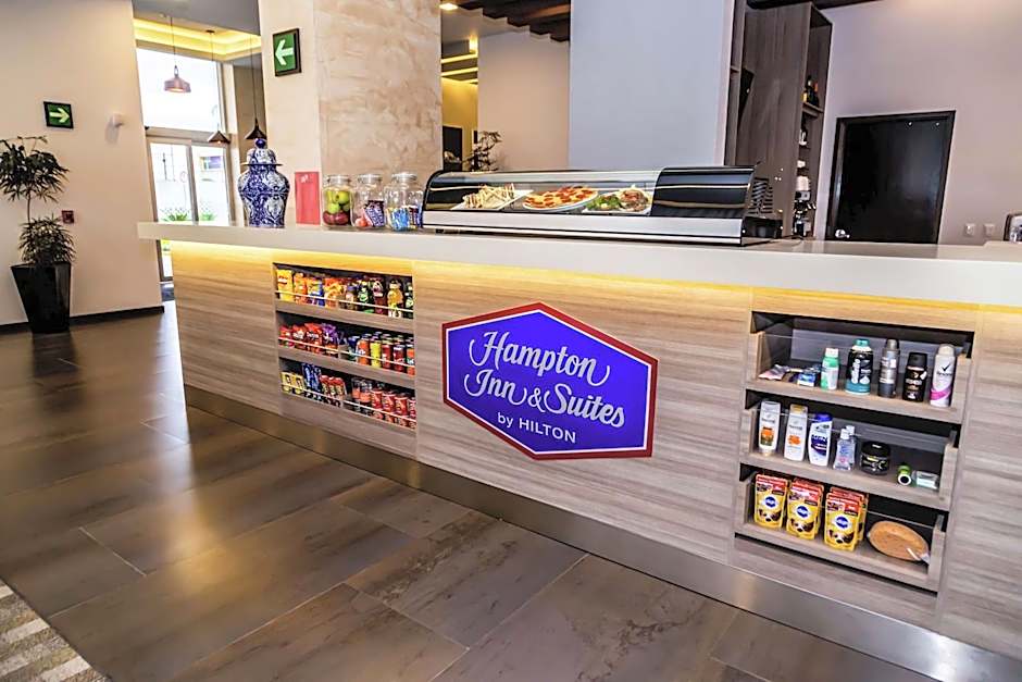 Hampton Inn & Suites By Hilton Puebla