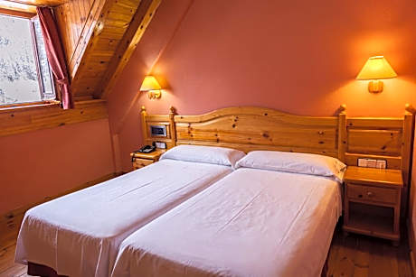 Quadruple Attic  Room