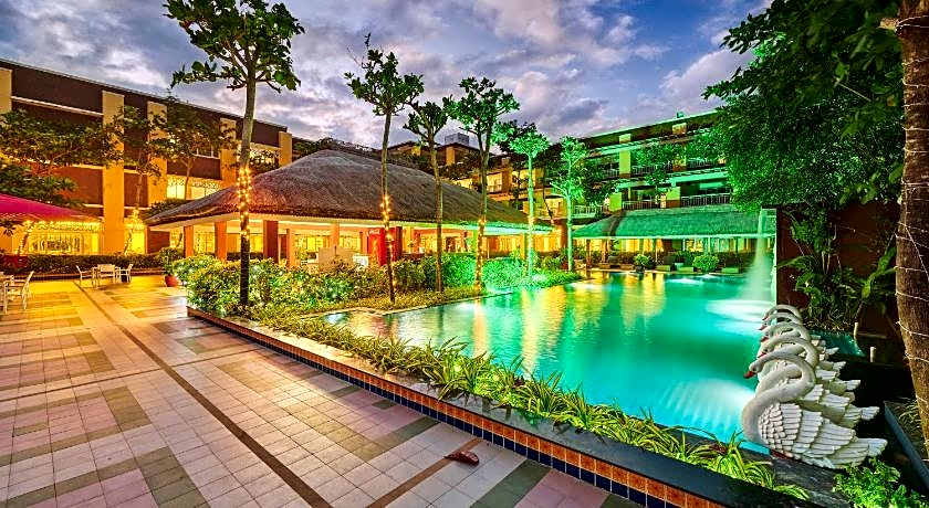 Mayfair Waves Resort