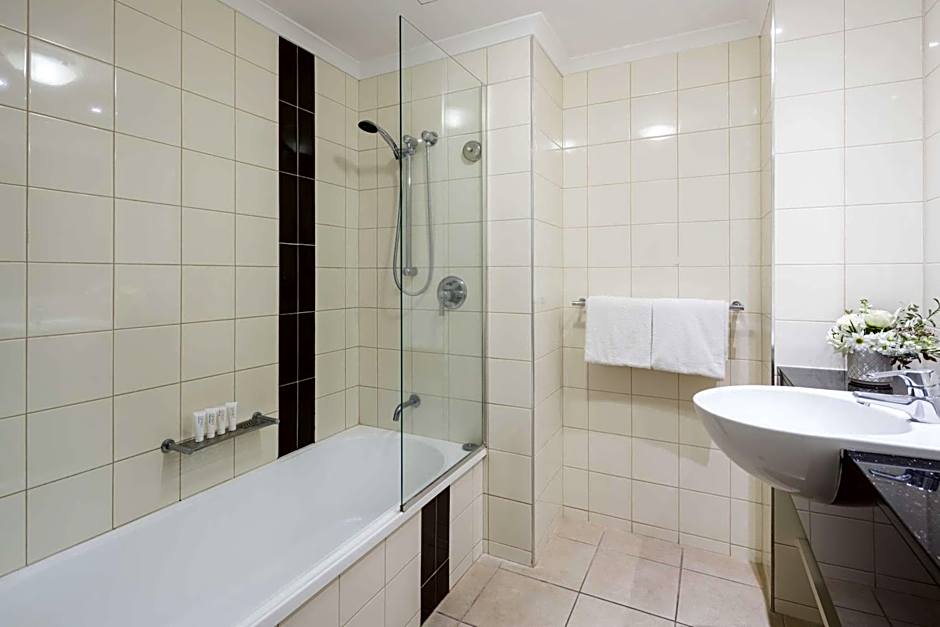 Rydges Mackay Suites