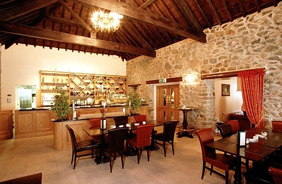 Tre-Ysgawen Hall & Spa