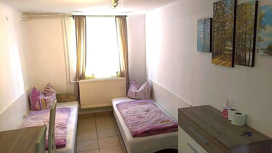 Hostel Maros