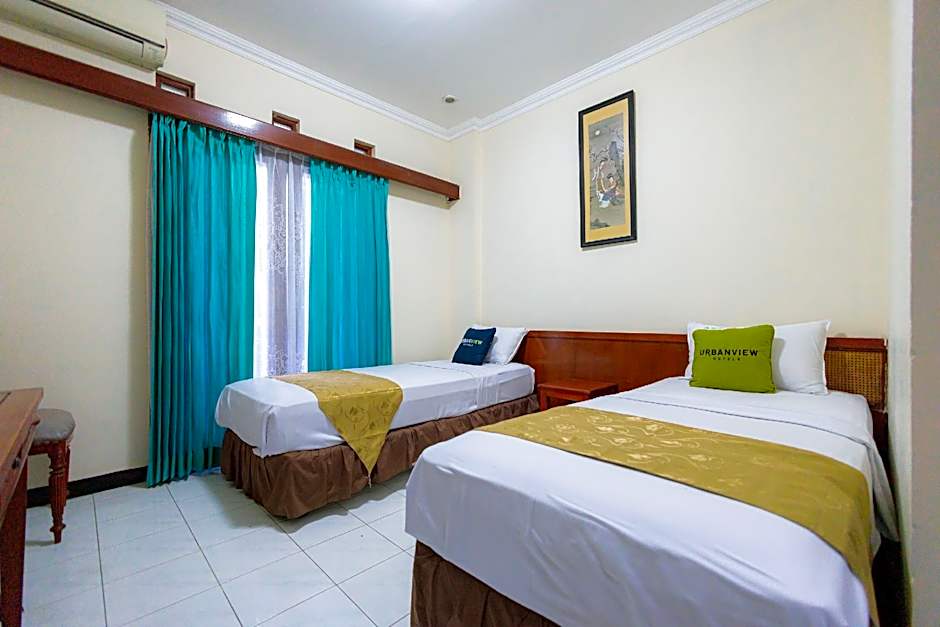 Urbanview Hotel Pasah Asi Gubeng by RedDoorz