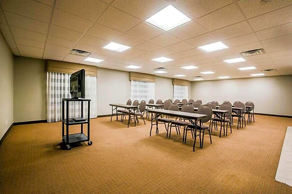 Sleep Inn & Suites Marion - Military Institute