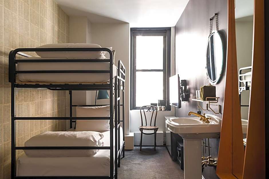 Photo 1 of 4 of Bunk Bed