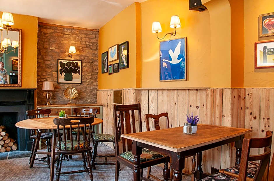 George Inn, Mere
